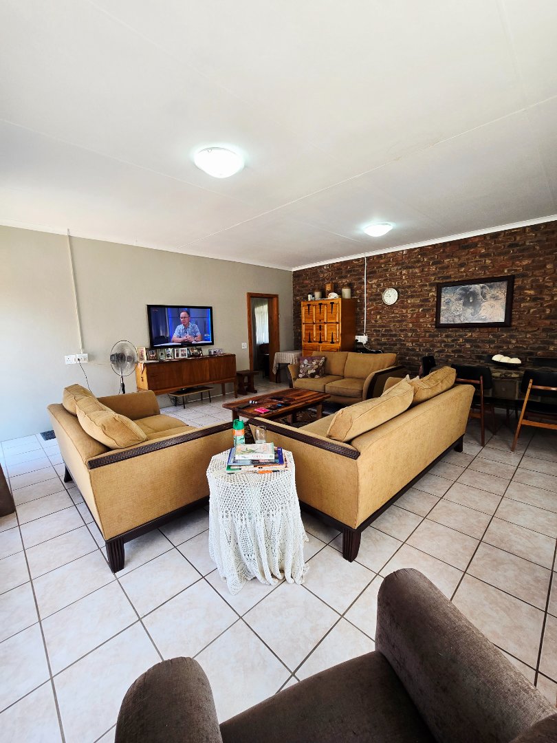 3 Bedroom Property for Sale in La Hoff North West